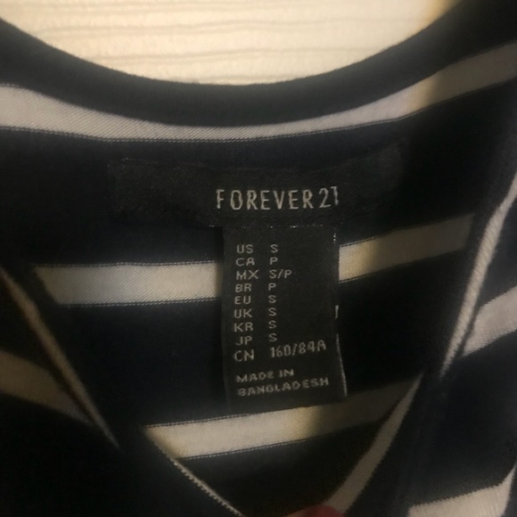 Black and white striped dress - Picture 2 of 2